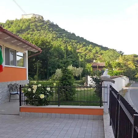 فندق مبيت وإفطار La Meridiana Frontone